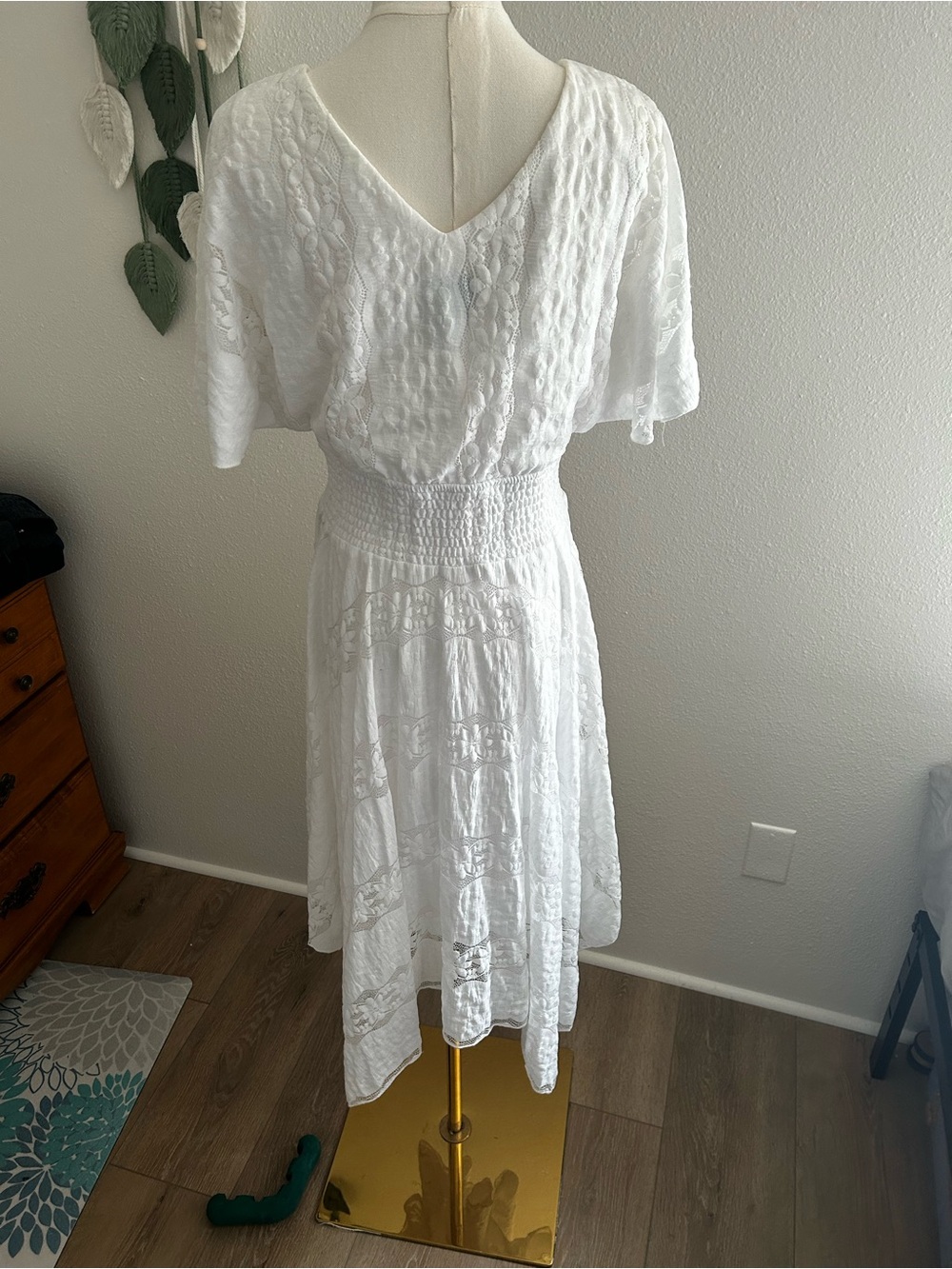 White V-Neck Lace Midi Dress - Picture 3 of 6